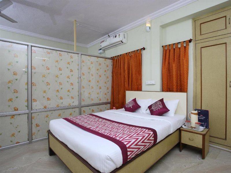 Hôtel Collection O Sunshine Residency Near Pvr Spi Palazzo Chennai Extérieur photo